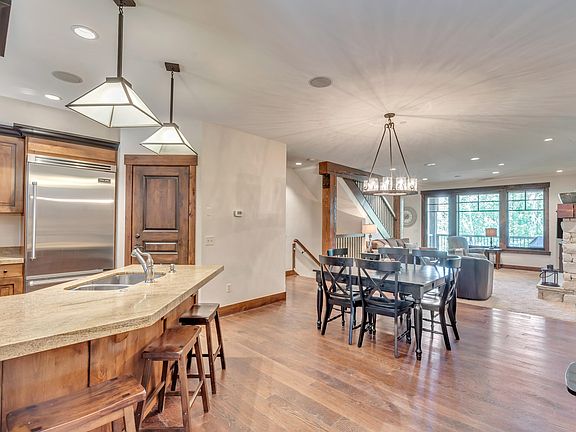 3rd image of 1825 Three Kings Dr #803