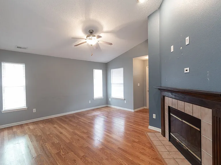 11968 Locus Ln — Photo 30