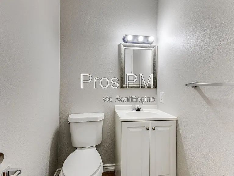 12129 Spring Branch Dr — Photo 8