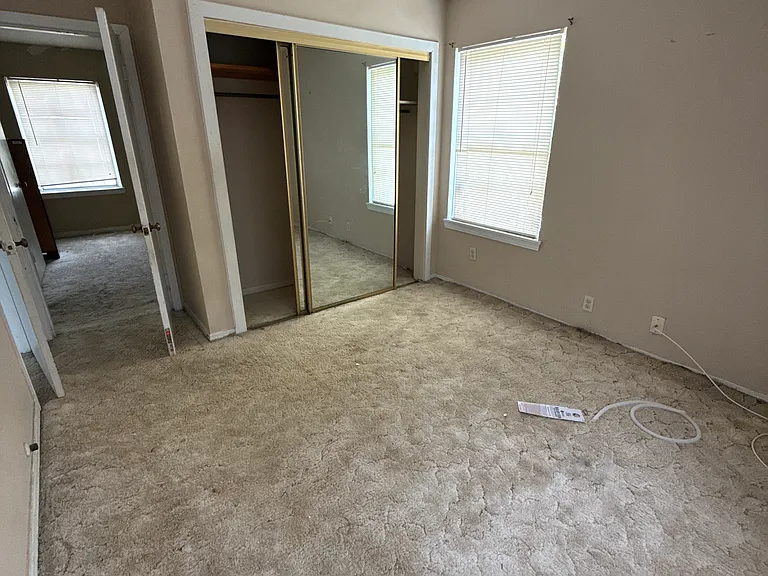 419 Edna Ave — Photo 4
