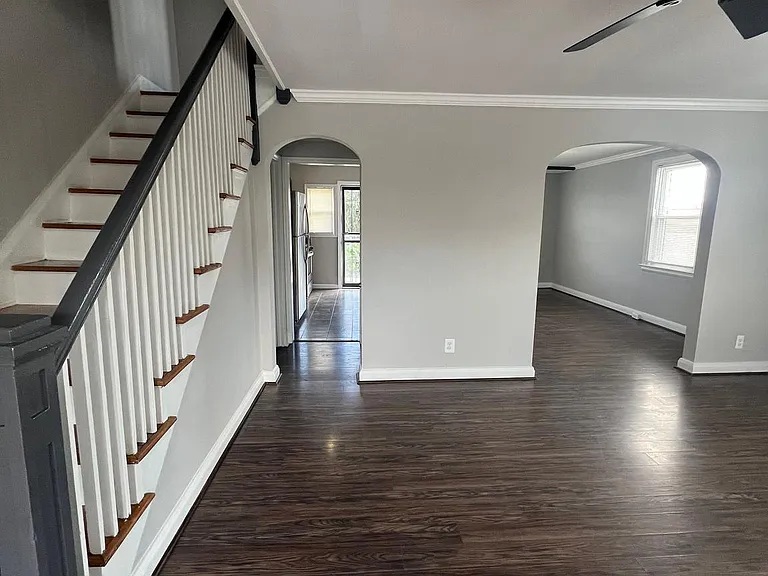 2237 W Saratoga St — Photo 4