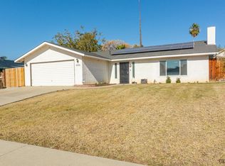 6000 Fair Oaks Dr, Bakersfield, CA 93306