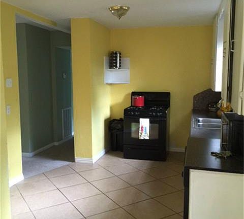 3rd image of 126 E Forrest Ln