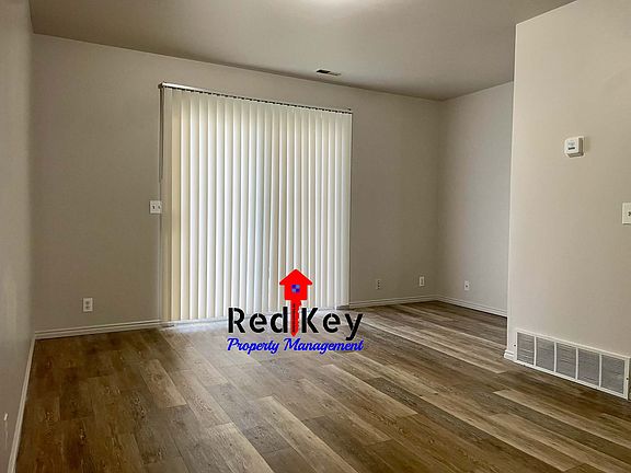 Elton Park Apts_08112022