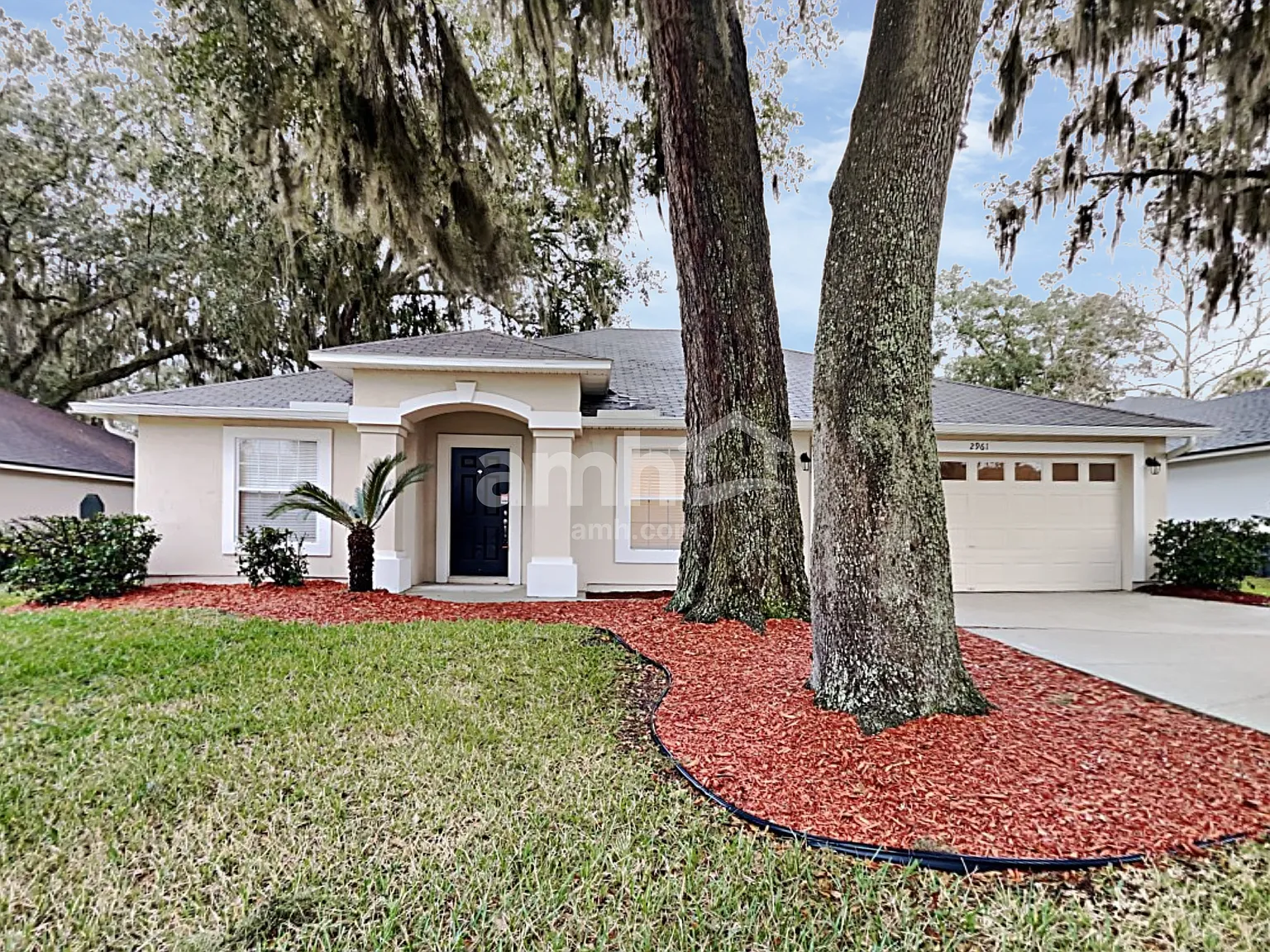 3 bed, 2.0 bath, 1832 sqft, $2,080 — Photo 1