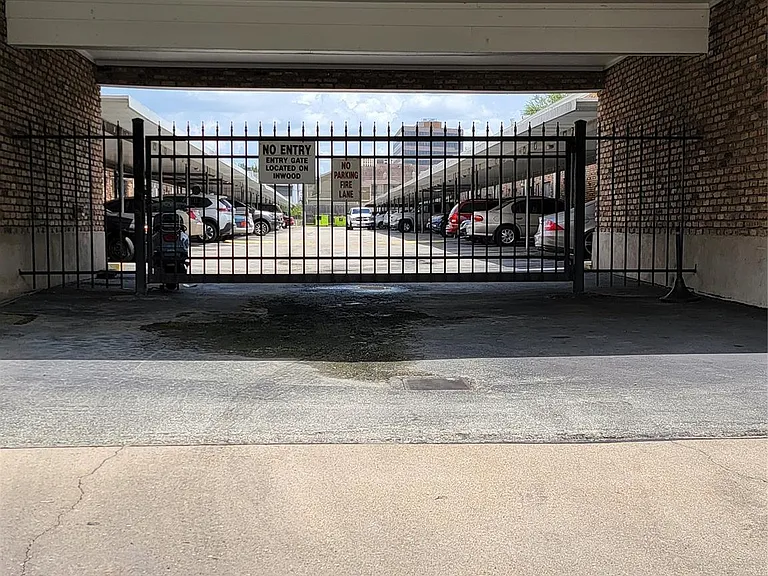 2101 Fountain View Dr #27 — Photo 27