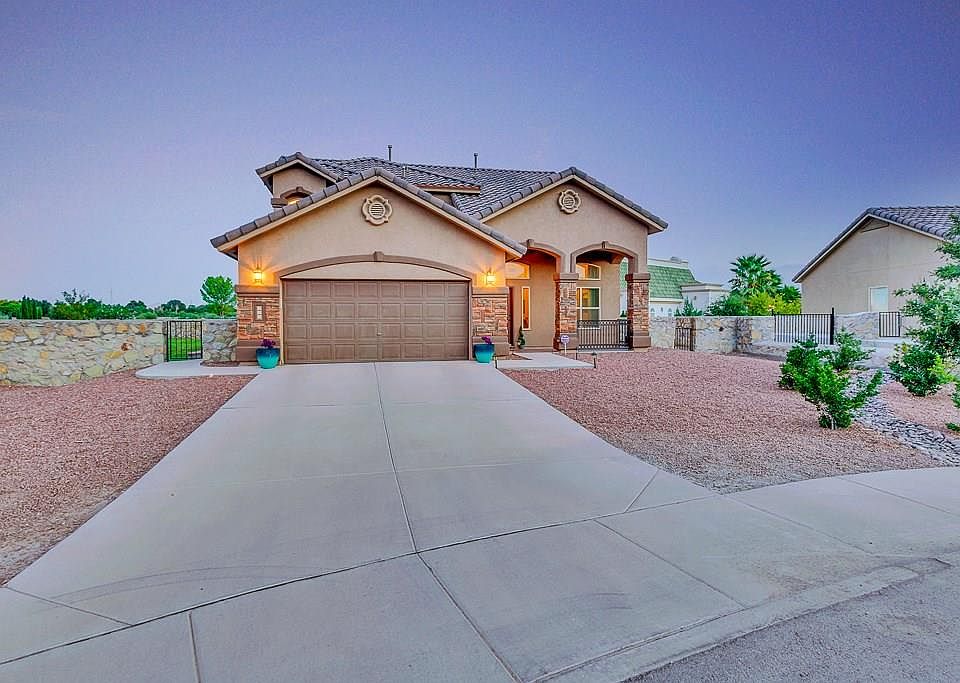 1st image of 500 Valley Plum Dr