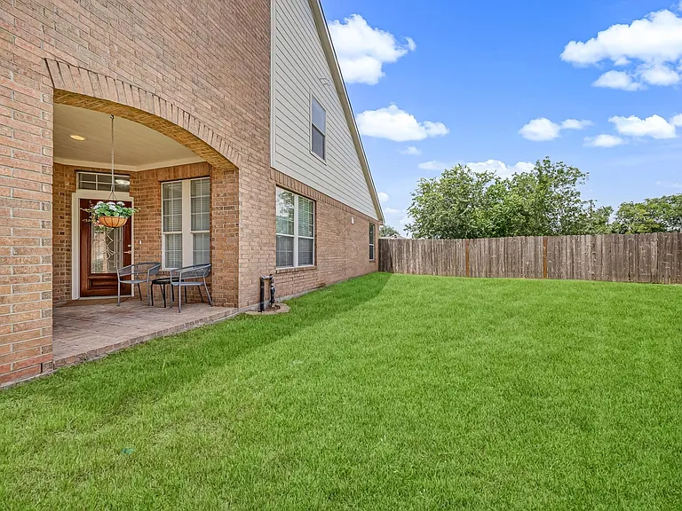 18106 Linden Forest Ln — Photo 34
