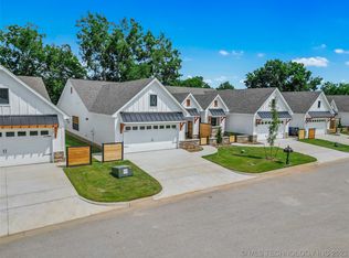 7723 S Redbud Ave, Broken Arrow, OK 74011