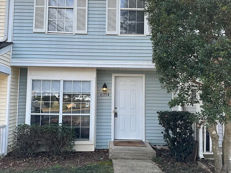 6354 Windsor Gate Ln — Photo 1