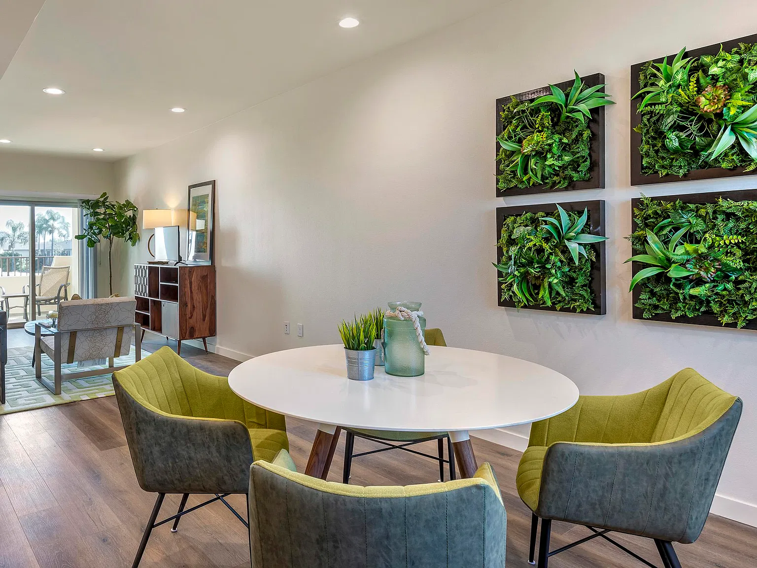 Presidio Townhomes — Photo 4
