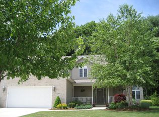 1245 Waterside Ln, Crown Point, IN 46307