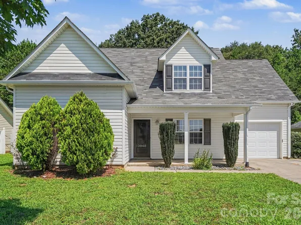 3948 Newhall Dr NW, Hickory, NC 28601