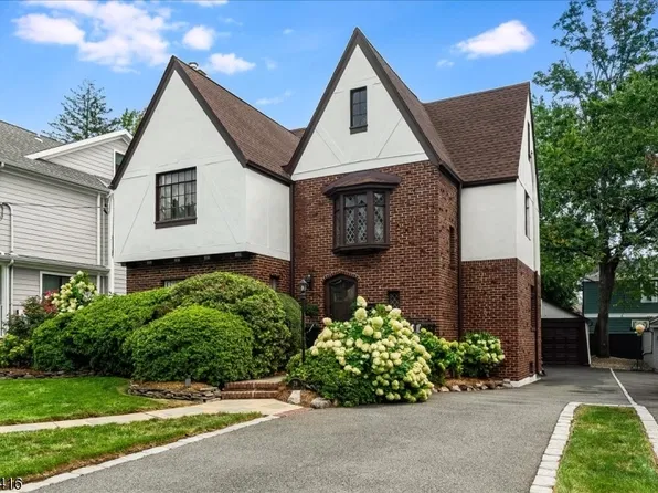 28 S Mountain Rd, Millburn Twp., NJ 07041