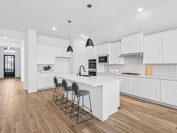 7th image of this home