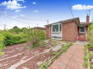 110 Ellendale Dr, Toronto, ON M1P 1P1