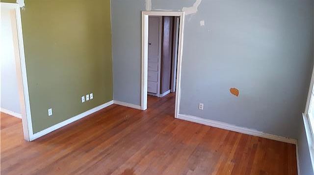 2nd image of 1536 Reding Dr