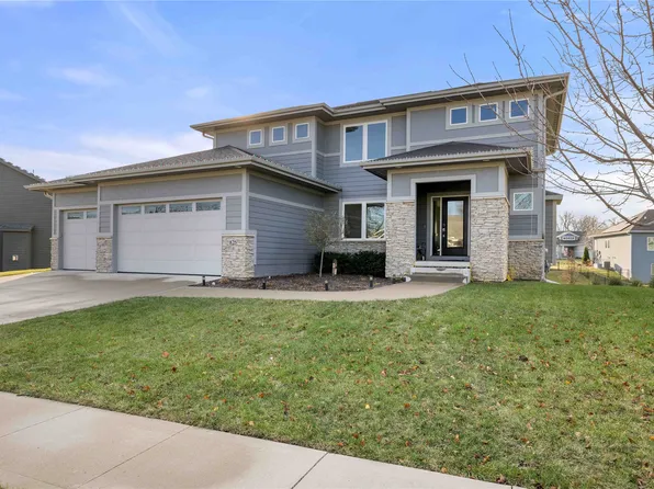 825 Shelby Dr, Adel, IA 50003