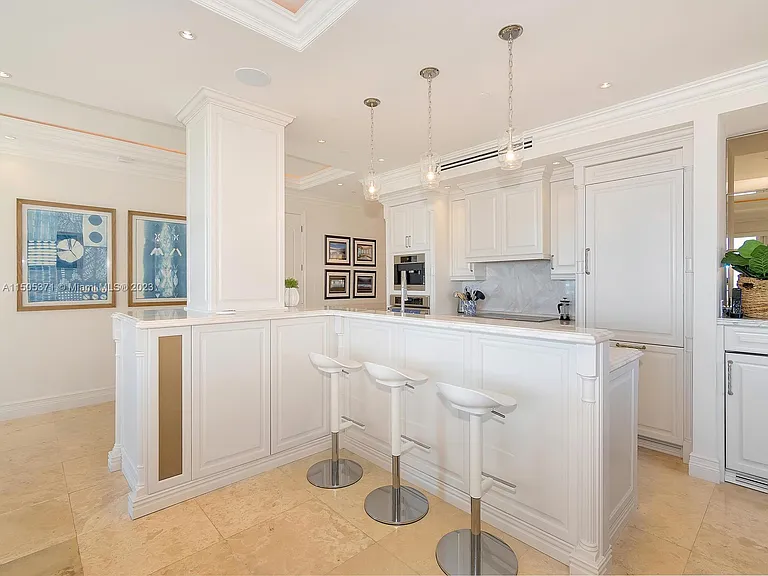 19251 Fisher Island Dr #19251 — Photo 9
