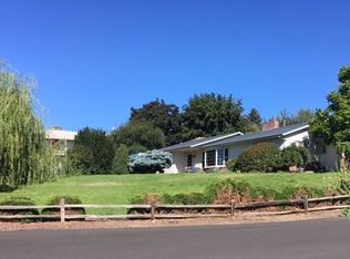 201 Hillview Ave, Selah, WA