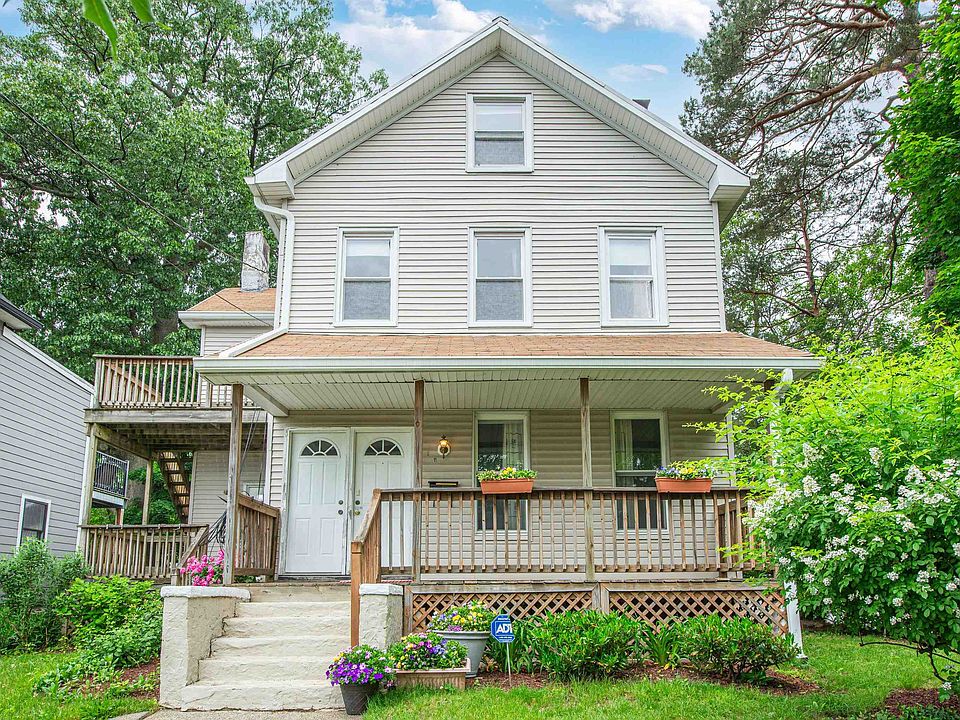 1st image of 116 Forest St