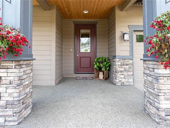 4th image of 10209 185th Ave E