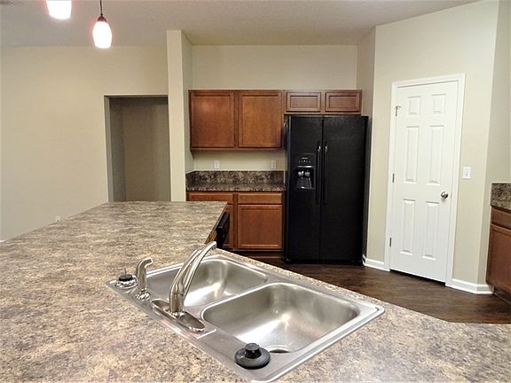 5th image of 13724 Chipperfield Ln