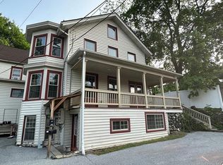 48 West St, Warwick, NY 10990
