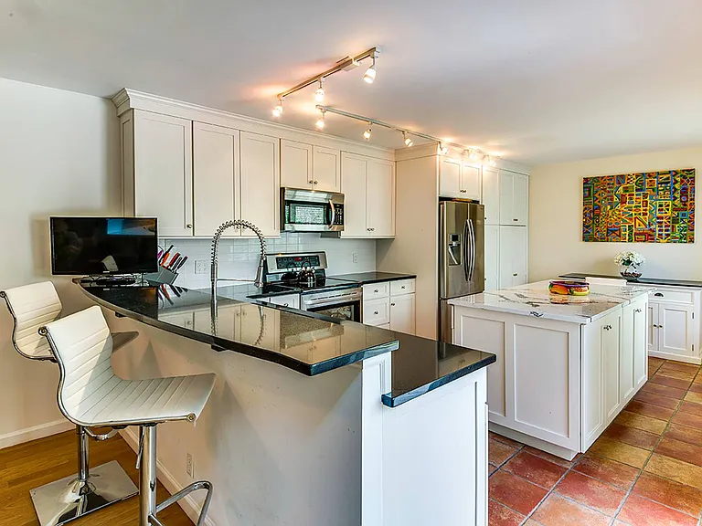 202 Treescape Dr #11A — Photo 11