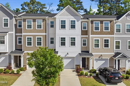 2524 Laurel Valley Way Photo 1