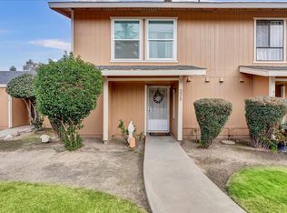 228 N Crenshaw St, Visalia, CA 93291
