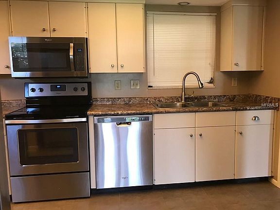 3rd image of 3512 Medford Ln #1107