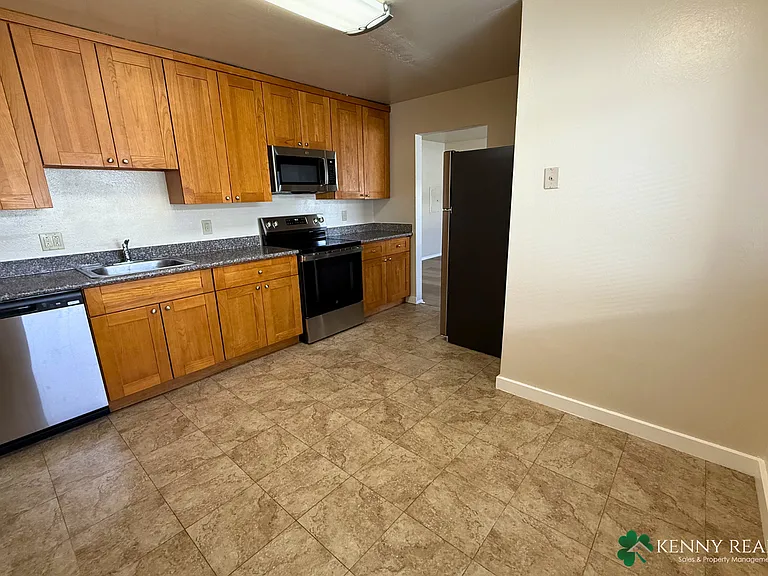 233 San Benito Ave EB01 - 104MM — Photo 9