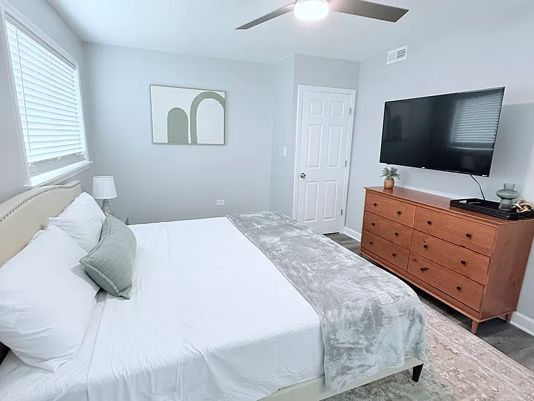 228 N Grant St — Photo 7