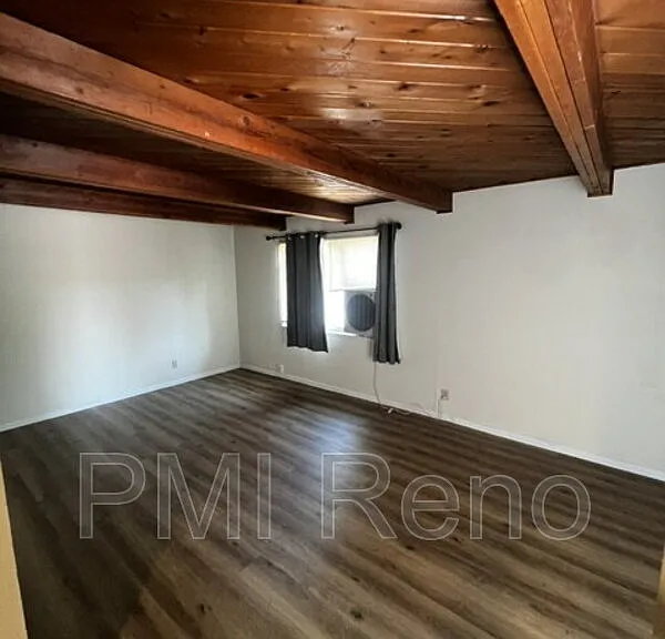 345 Raffetto Dr — Photo 7