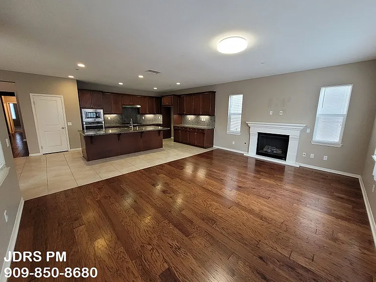 14425 Willamette Ave — Photo 3
