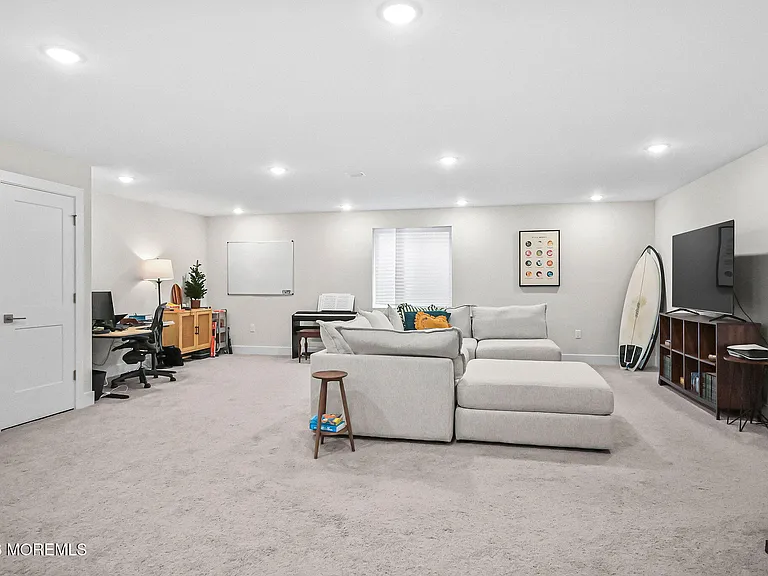4039 Heron Dr — Photo 36