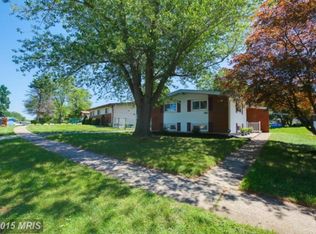 4731 Three Oaks Rd, Pikesville, MD 21208