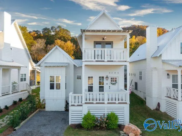 3285 Hardin Rd, Guntersville, AL 35976