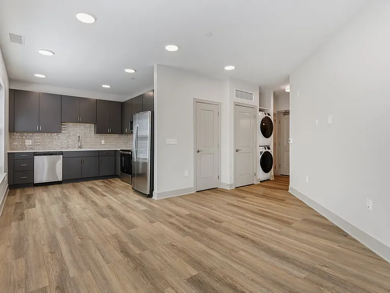 770 3rd Ave SW — Photo 40