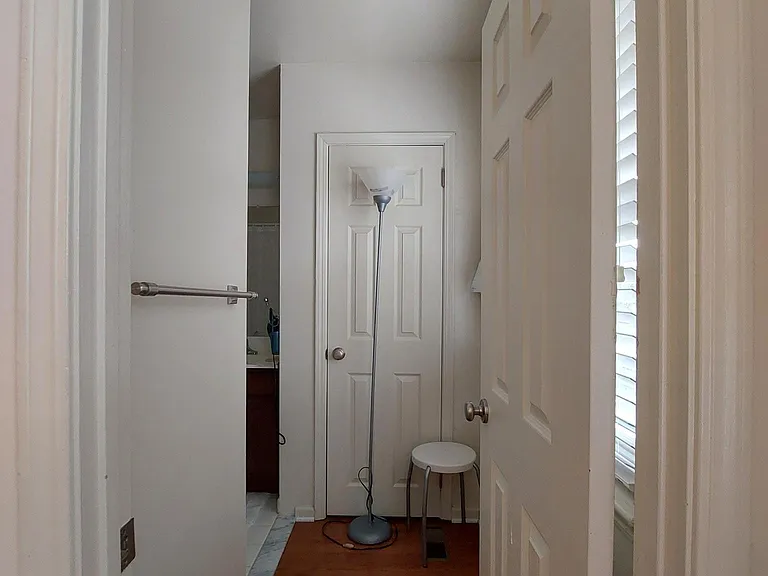 12 Coventry Ct — Photo 26