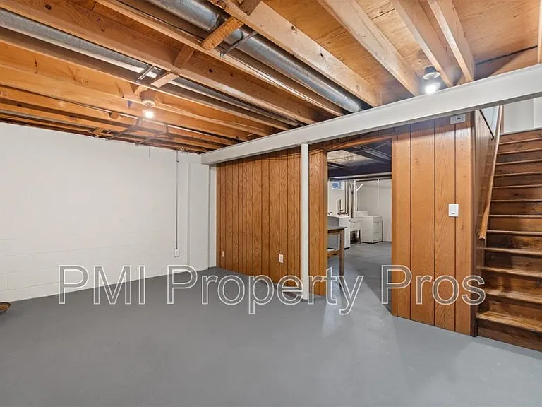 8150 S 88th St — Photo 19