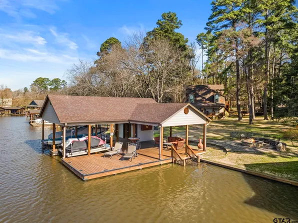 515 Eagle Point Dr W, Mount Vernon, TX 75457