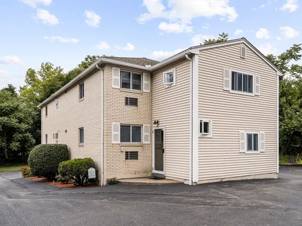 37A Kilby St #F, Woburn, MA 01801