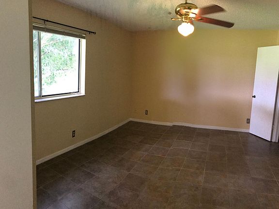 4th image of 3390 Pinewalk Dr N APT 1027