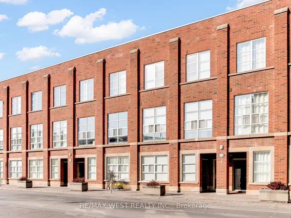 1396 Bloor St W #3, Toronto, ON M6P 4H6