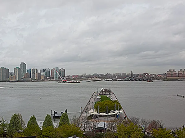 296 West 10th Street image 1 of 12