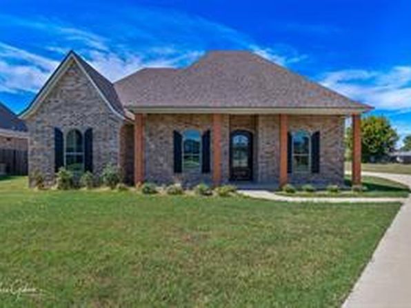319 Newport Ln
