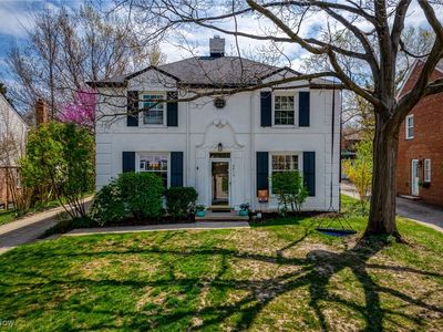 2413 Lalemant Rd, University Heights, OH, 44118