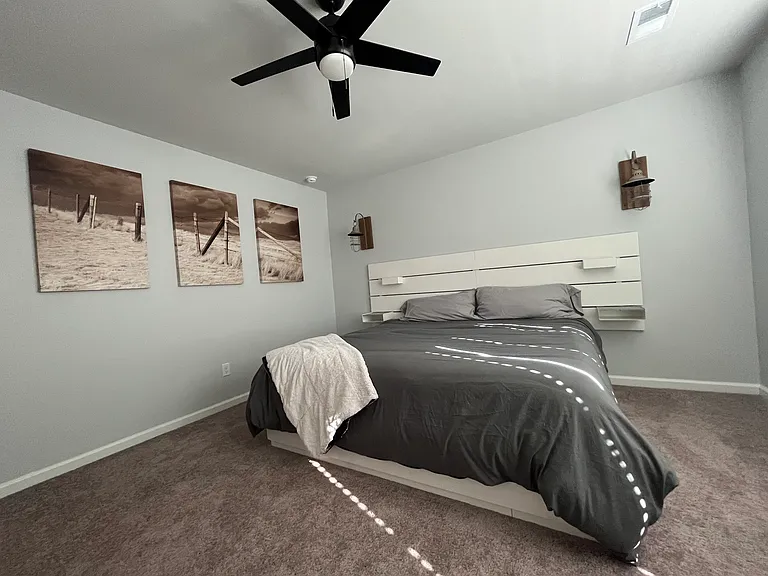 3093 Grinnell St — Photo 17